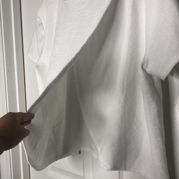 Loft white t-shirt with open back-L - Picture 4 of 5